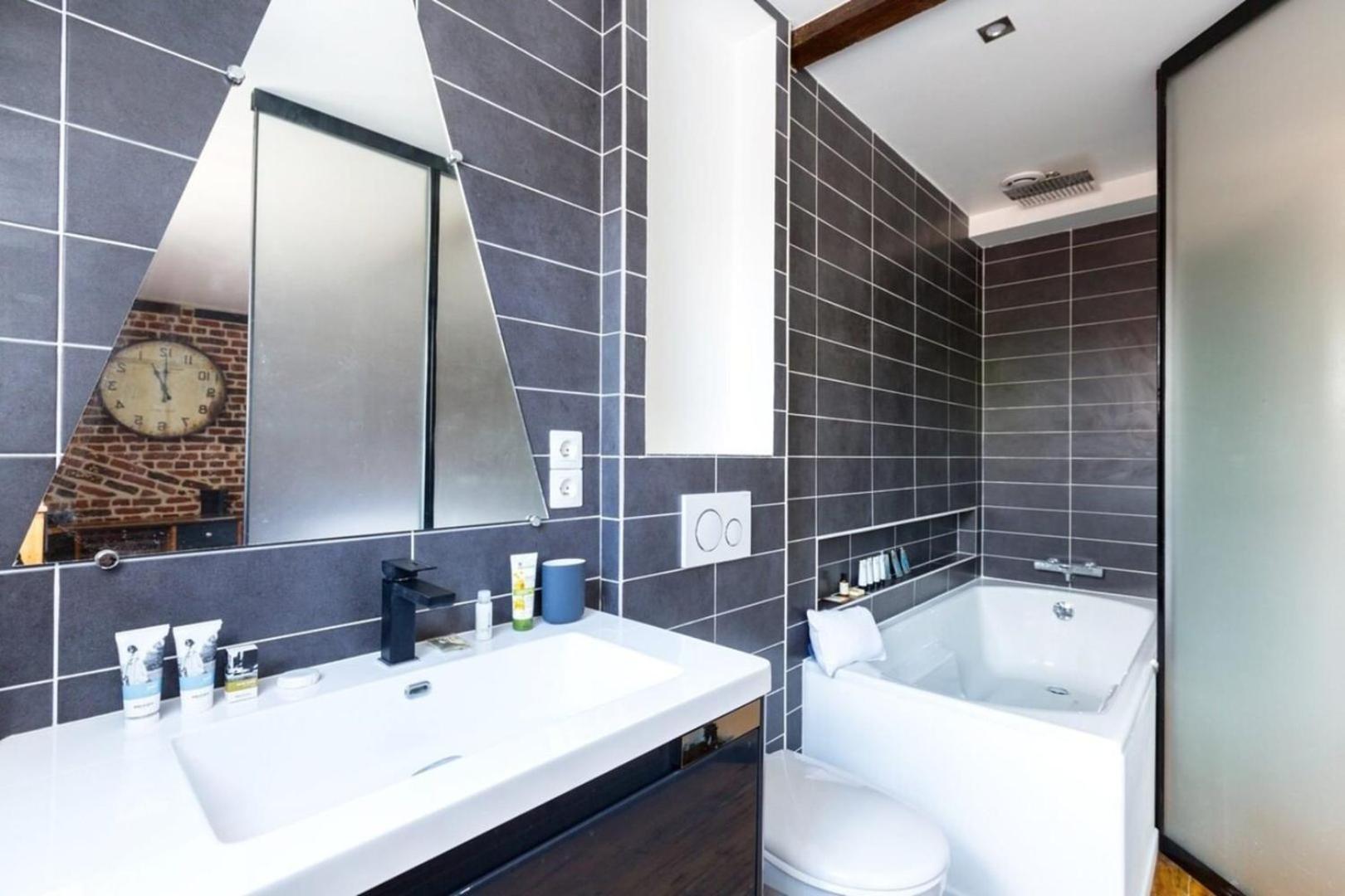 Vieux Lille Triplex De 100 M2 Appartement Buitenkant foto